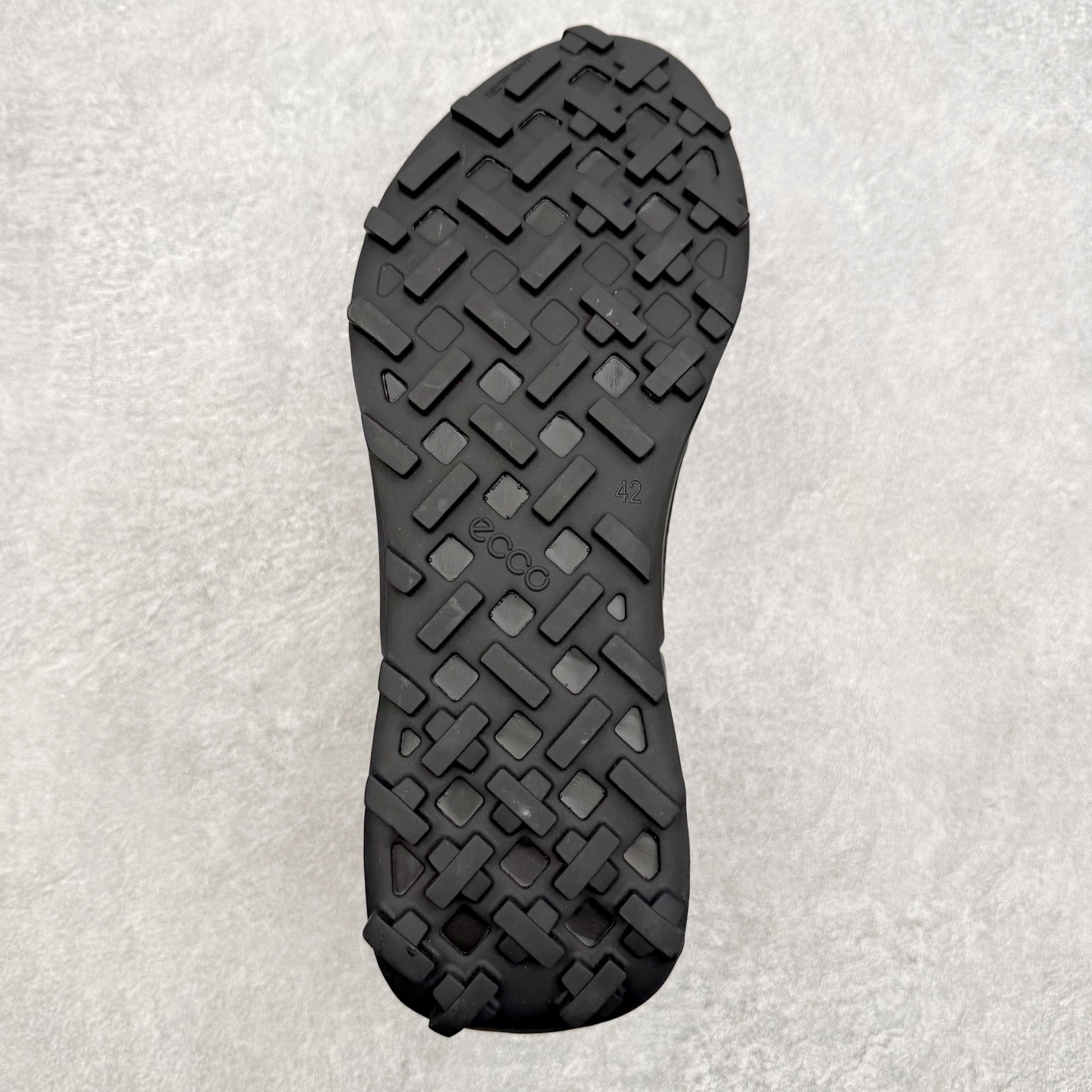 ecco爱步 SS26 BIOM 2.2 TRL 户外舒适百搭通勤低帮生活休闲鞋 ECCO以三大核心特征