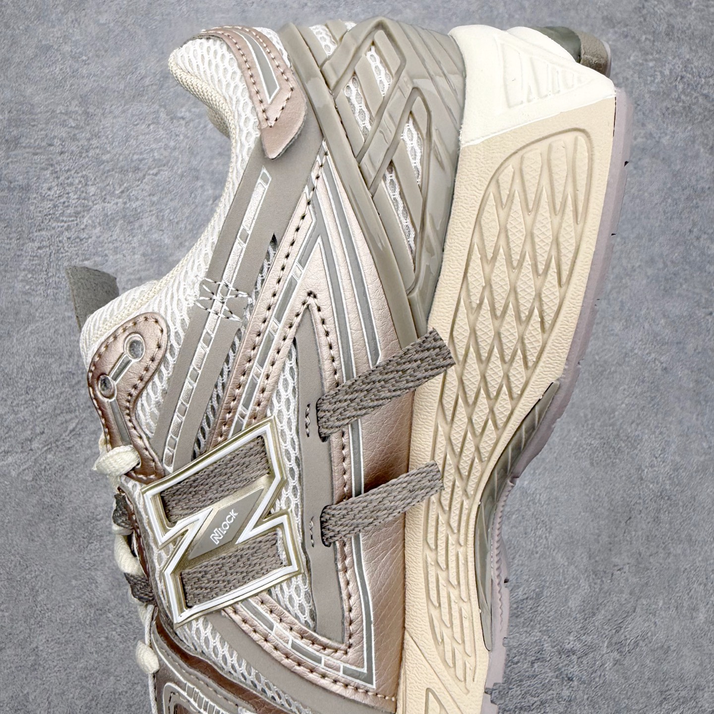 New Balance M1906R NB新百伦系列复古老爹风休闲运动慢跑鞋 日韩出口特供订单 全网最全