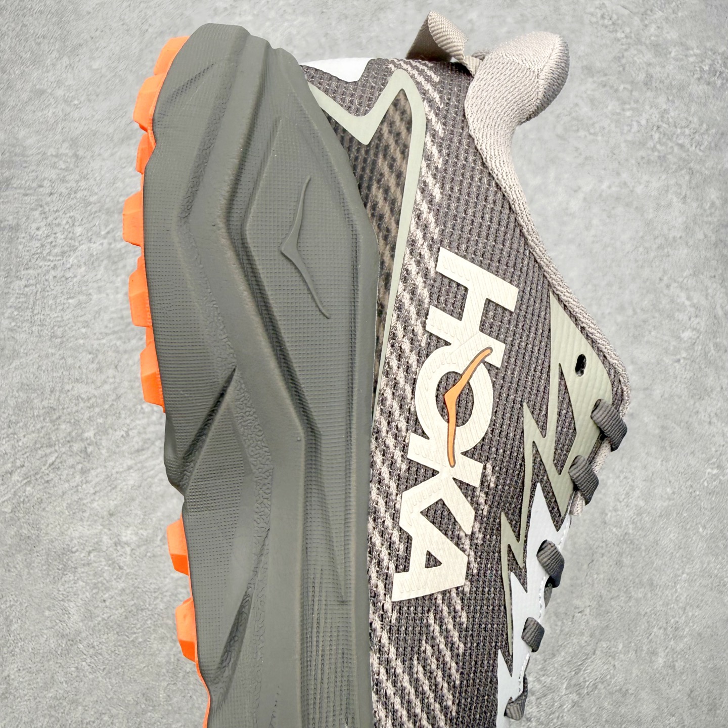 HOKA ONE ONE Challenger 8 GTX 舒适百搭 越野跑鞋 HOKA ONE ONE