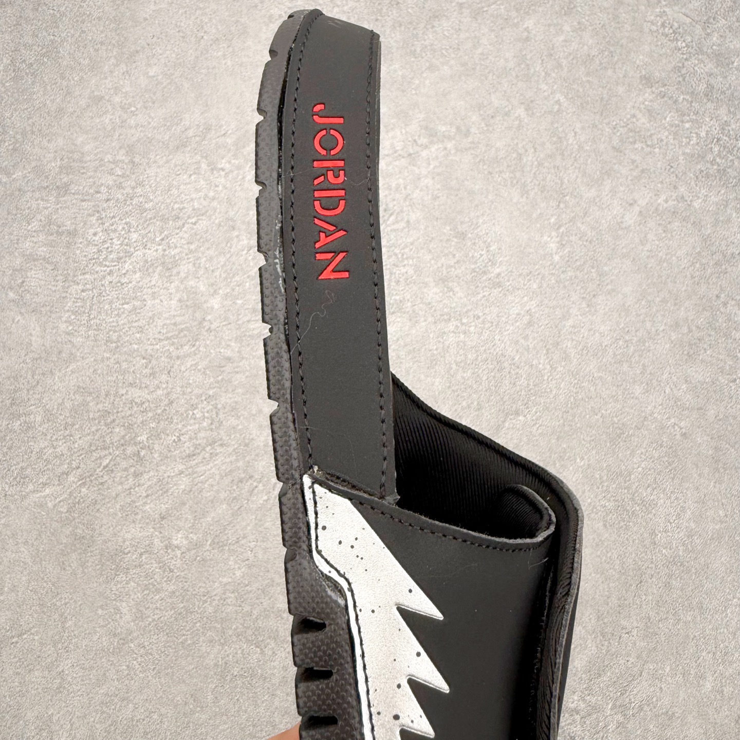 ＃原装级别 Air Jordan AJ5 Hydro Retro Slides 飞人运动拖鞋 经典的配色