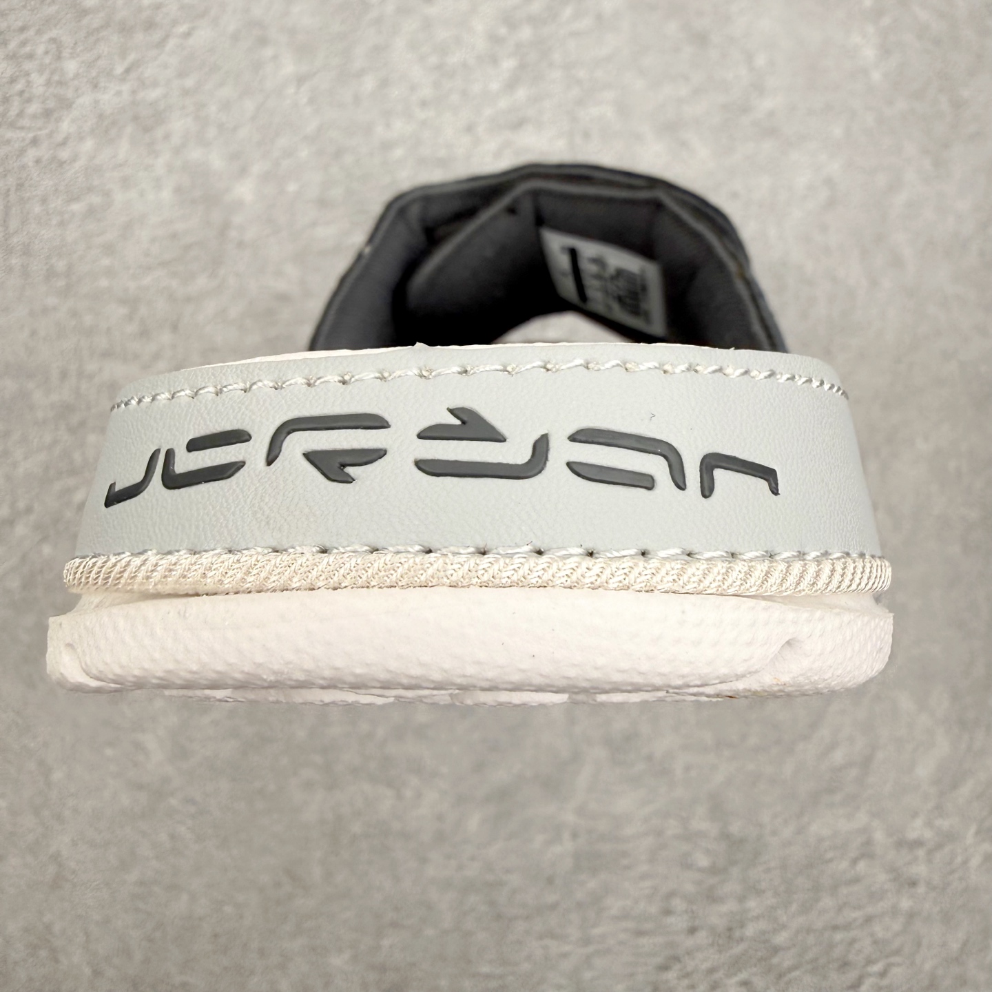 ＃原装级别 Air Jordan AJ13 Hydro Retro Slides 飞人运动拖鞋 经典的配