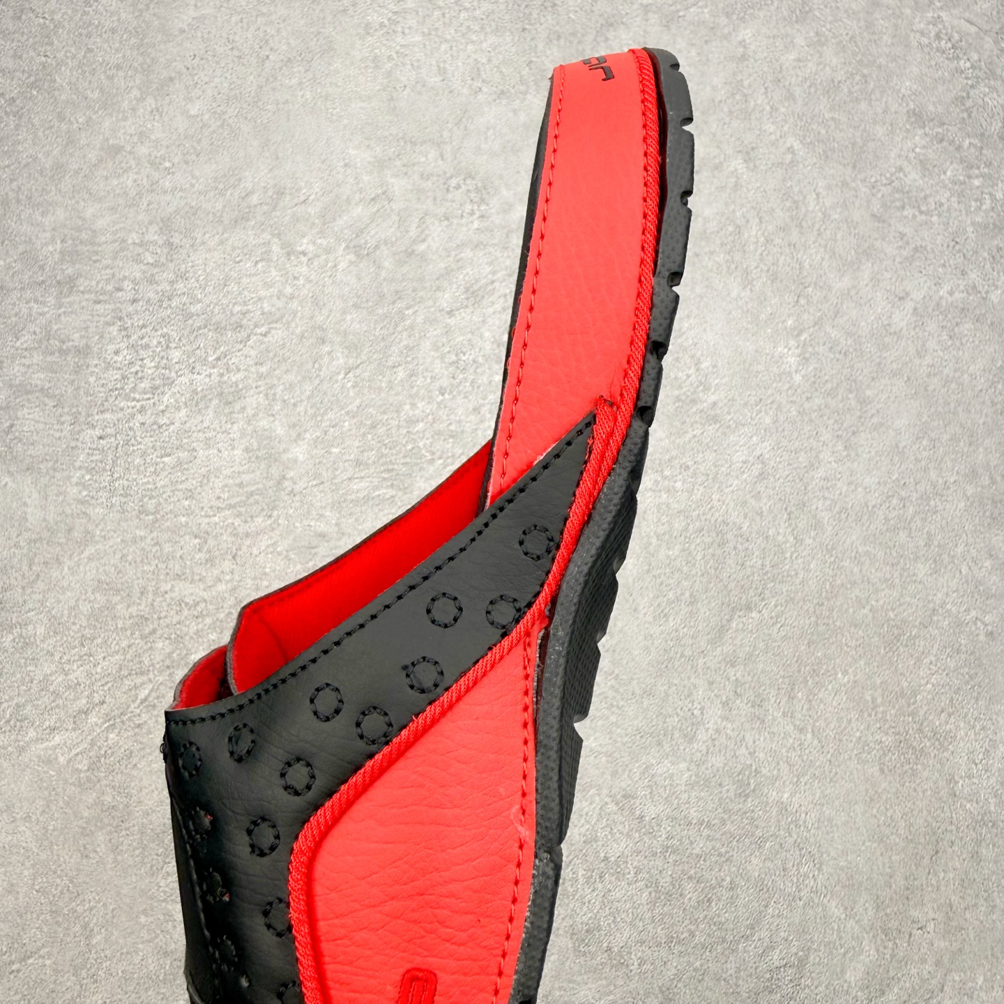 ＃原装级别 Air Jordan AJ13 Hydro Retro Slides 飞人运动拖鞋 经典的配