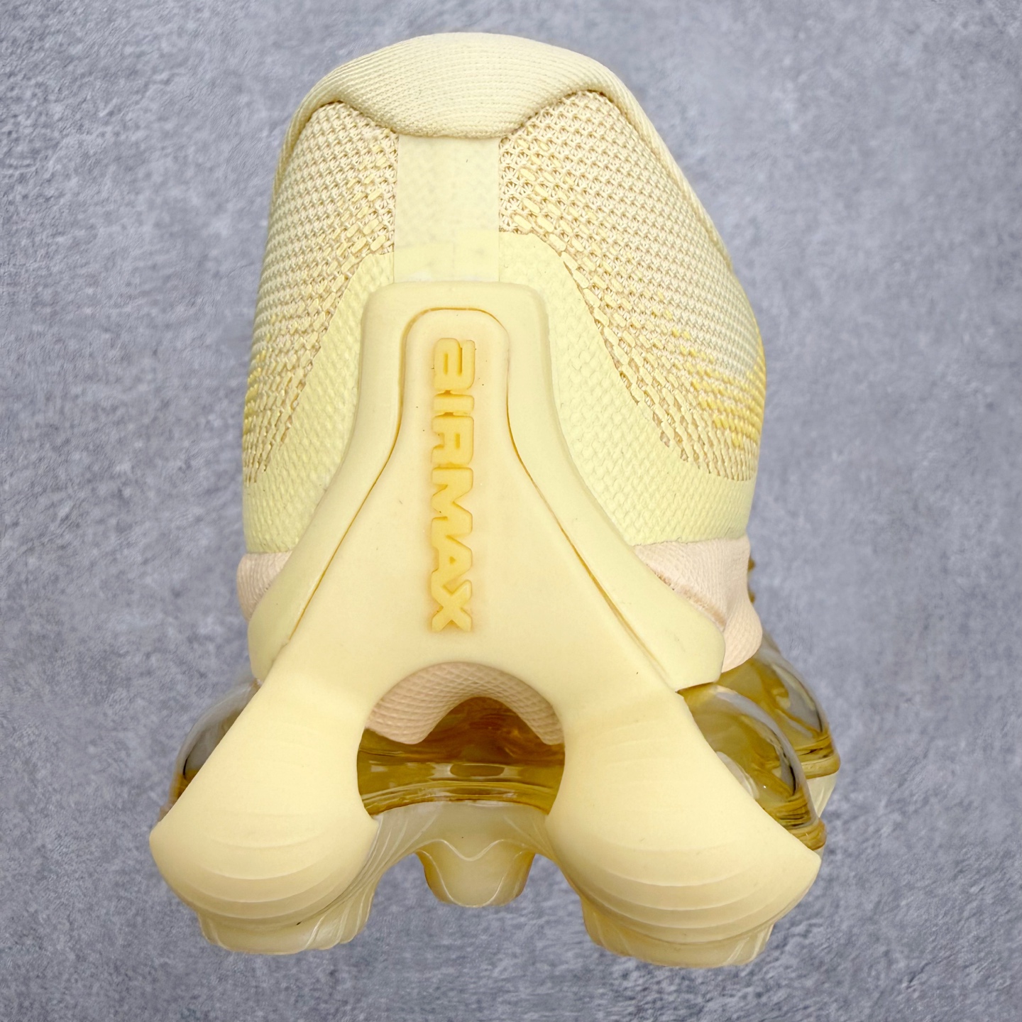 NK AIR LIQUID MAX 2026S 毒箭蛙新款气垫跑步鞋 Liquid Max 传承四十年 