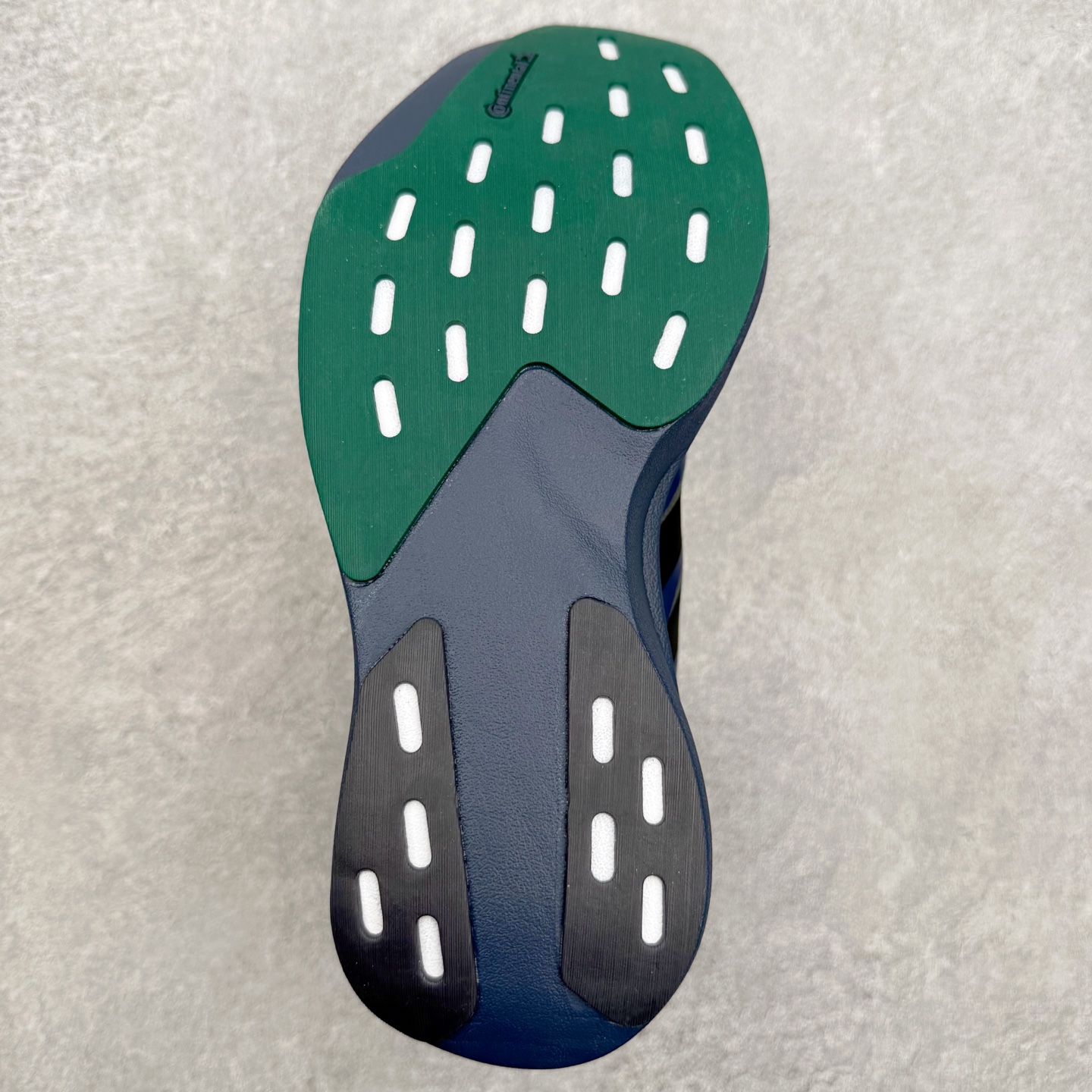 AD Adizero EVO SL EXO M 马拉松竞速专业跑鞋 CELERMESH针织网面非常轻薄 