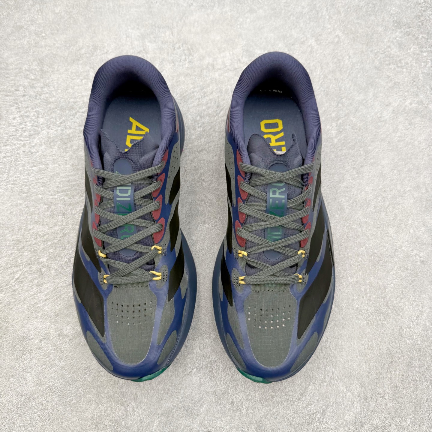 AD Adizero EVO SL EXO M 马拉松竞速专业跑鞋 CELERMESH针织网面非常轻薄 