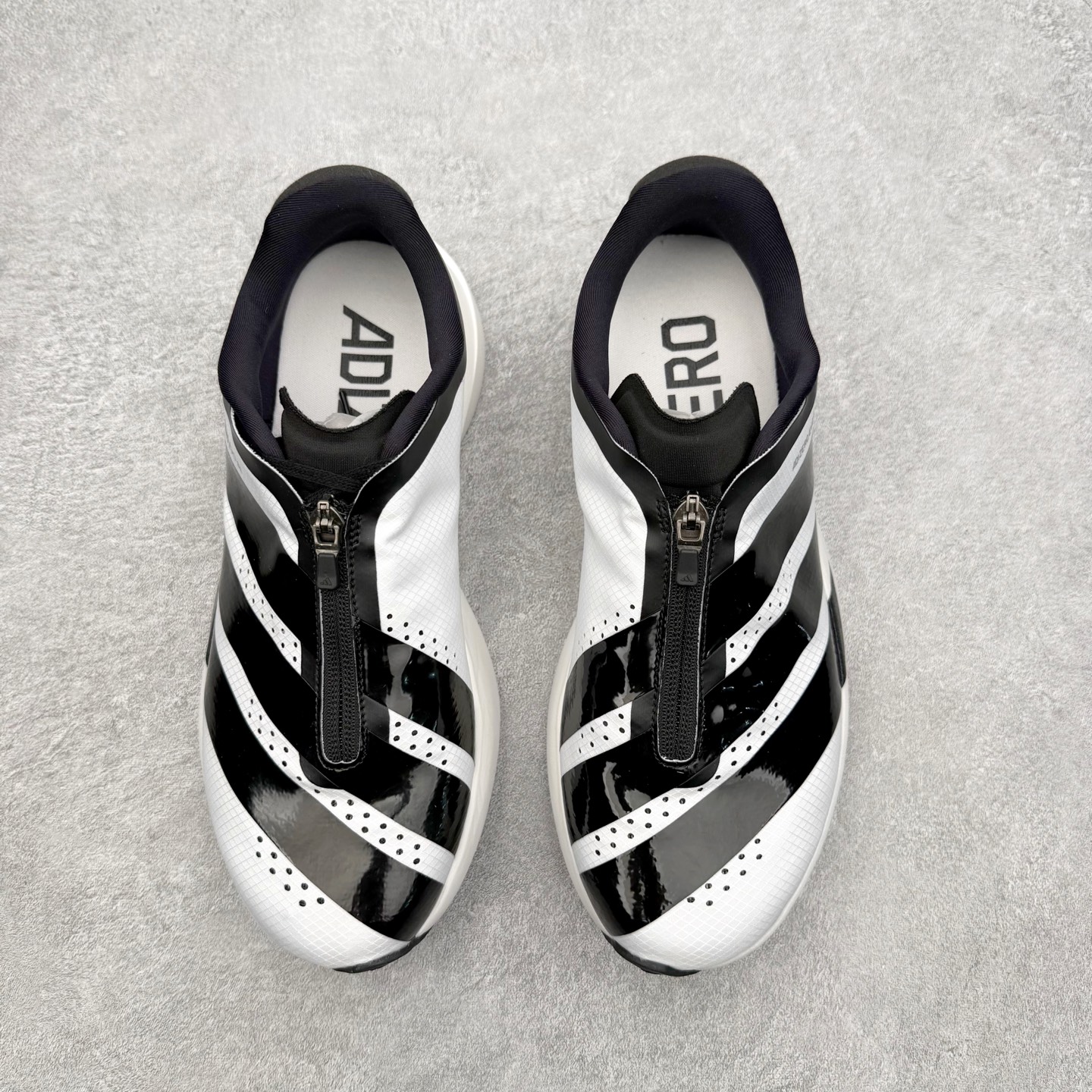 AD Adizero EVO SL Zip 马拉松竞速专业跑鞋 CELERMESH针织网面非常轻薄 纤维