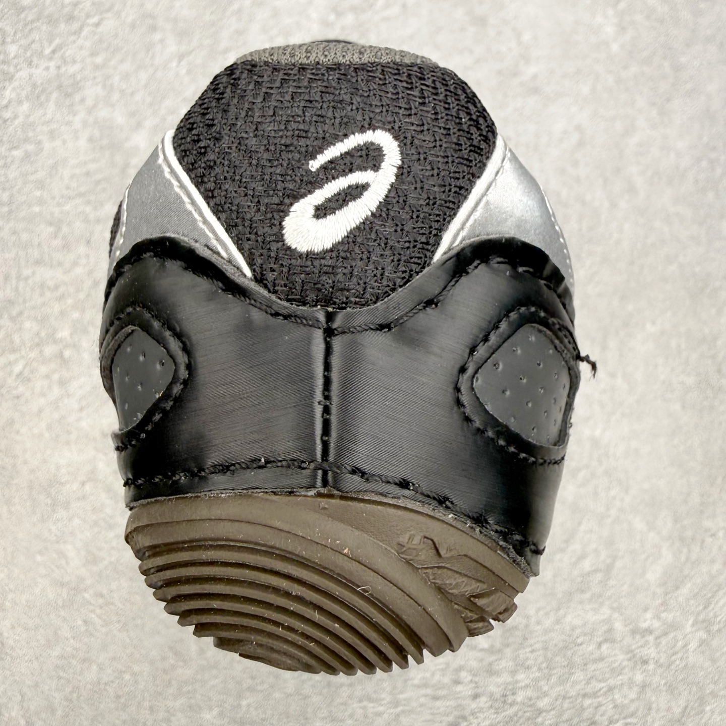 ASICS Hypersync 亚瑟士薄底鞋经典时尚百搭包裹性轻便低帮生活休闲鞋 男女同款 ASICS（
