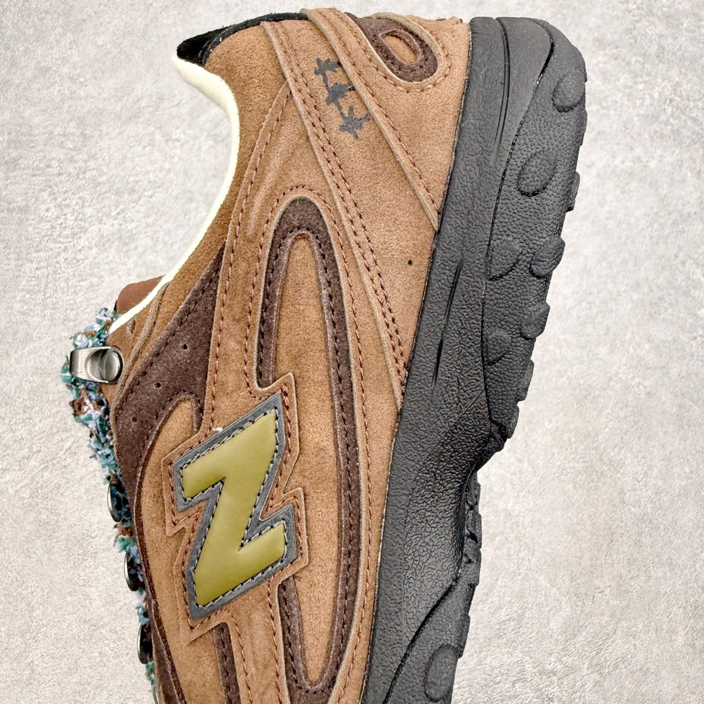 New Balance NB204L 舒适百搭耐磨轻便低帮 生活休闲鞋 男女同款 尺码：36 37 37