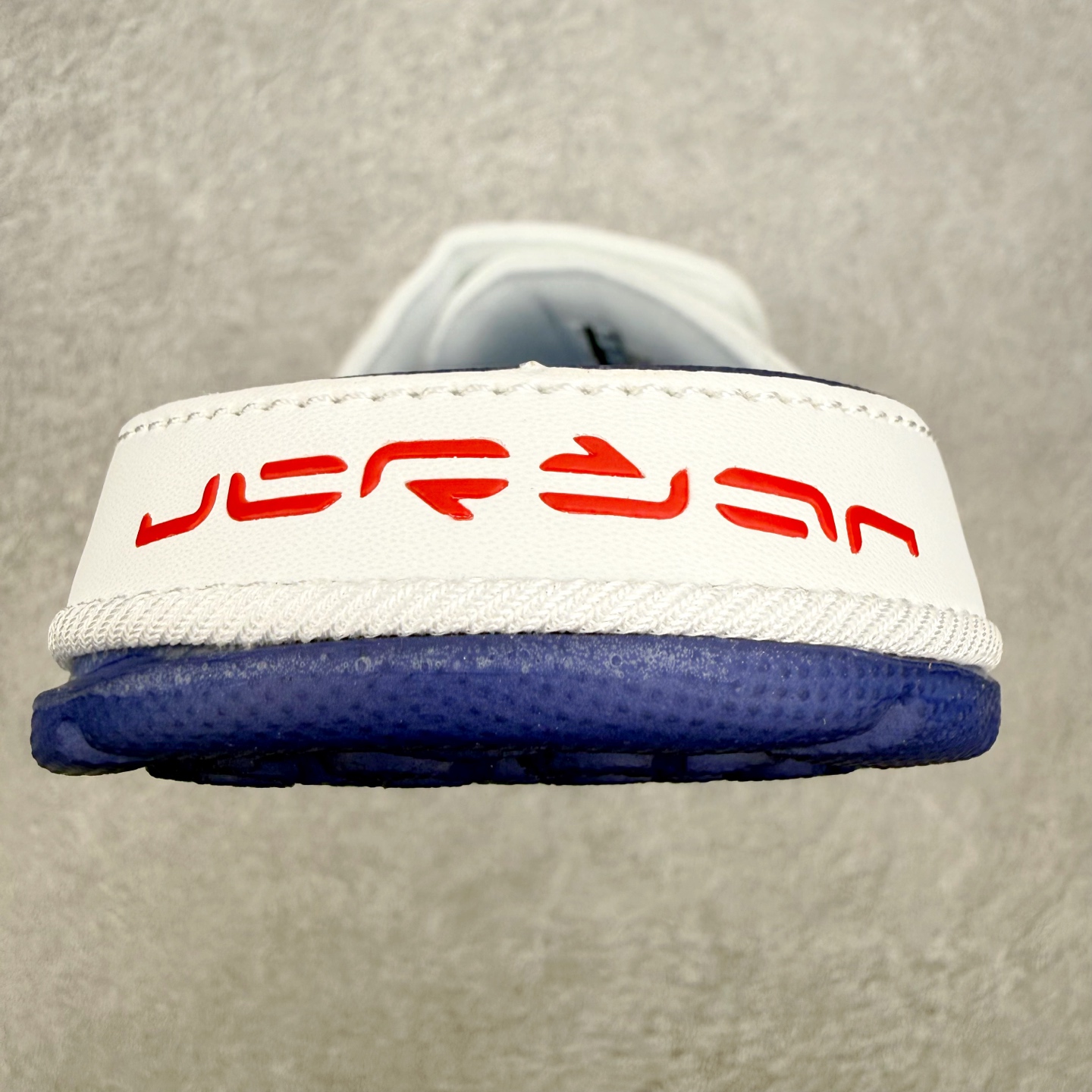 ＃原装级别 Air Jordan AJ12 Hydro Retro Slides 飞人运动拖鞋 经典的配