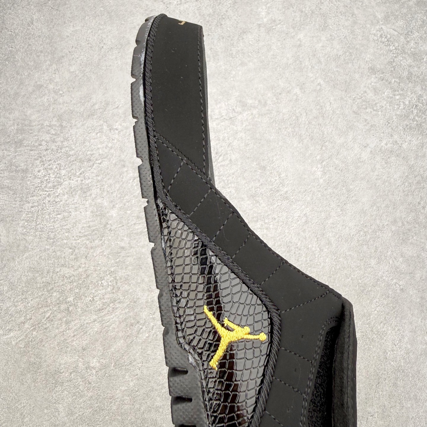 ＃原装级别 Air Jordan AJ12 Hydro Retro Slides 飞人运动拖鞋 经典的配