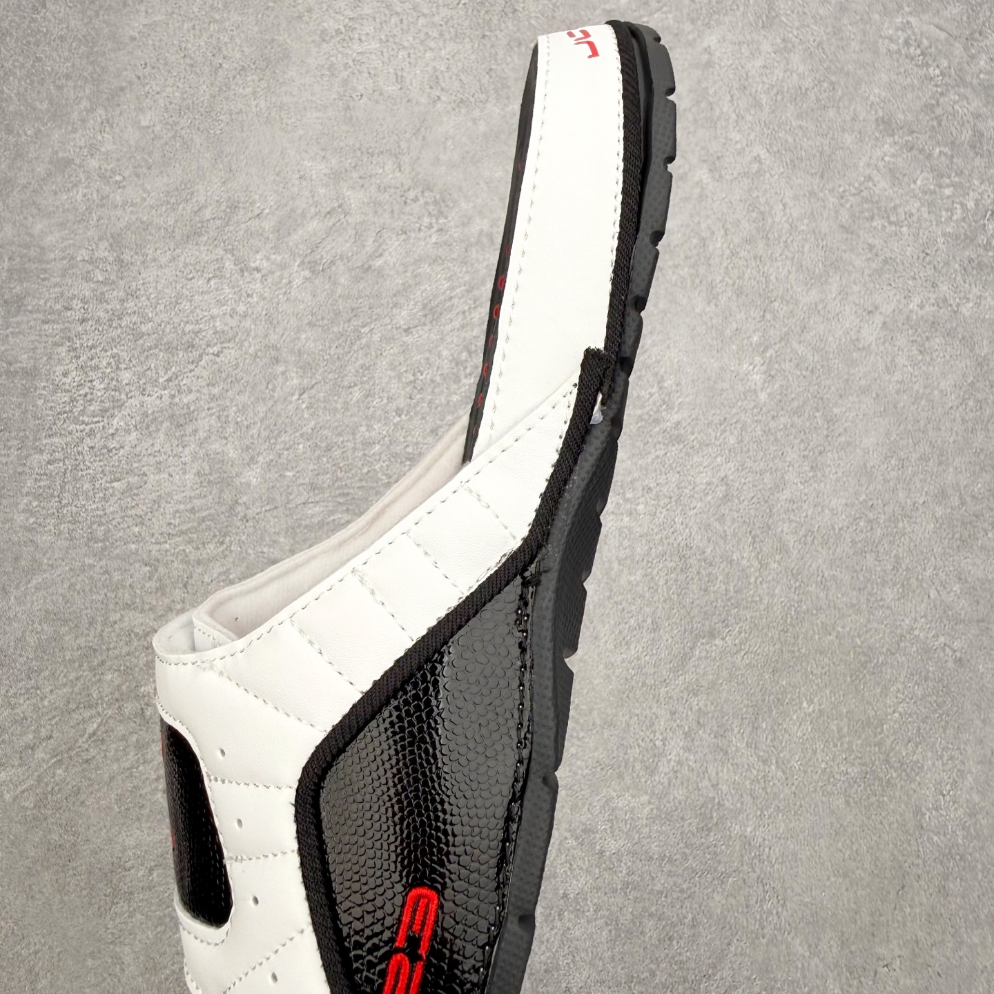 ＃原装级别 Air Jordan AJ12 Hydro Retro Slides 飞人运动拖鞋 经典的配