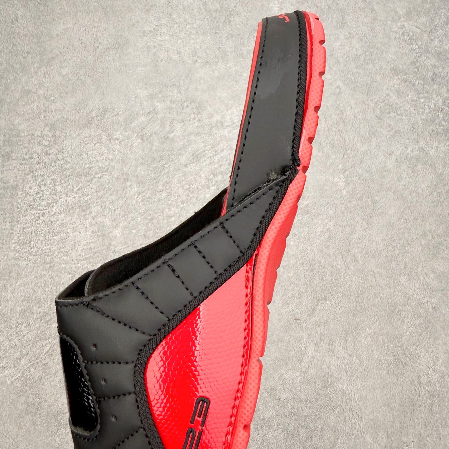 ＃原装级别 Air Jordan AJ12 Hydro Retro Slides 飞人运动拖鞋 经典的配