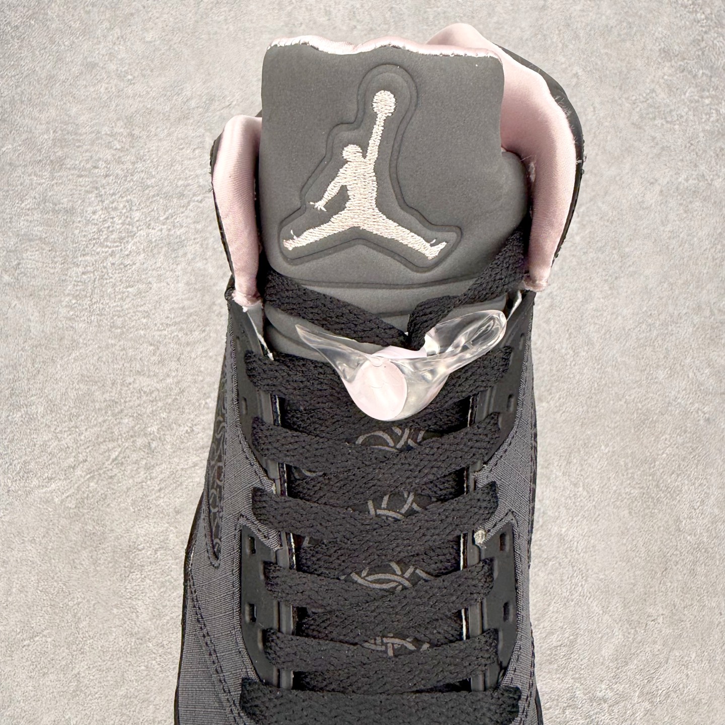 ＃外贸版 PSG x Air Jordan AJ5 Retro 联名黑粉 HQ3004-001 原纸板楦