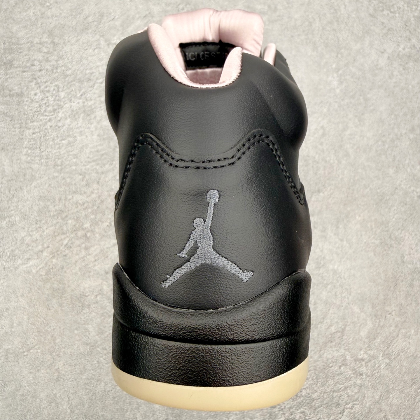 ＃外贸版 PSG x Air Jordan AJ5 Retro 联名黑粉 HQ3004-001 原纸板楦