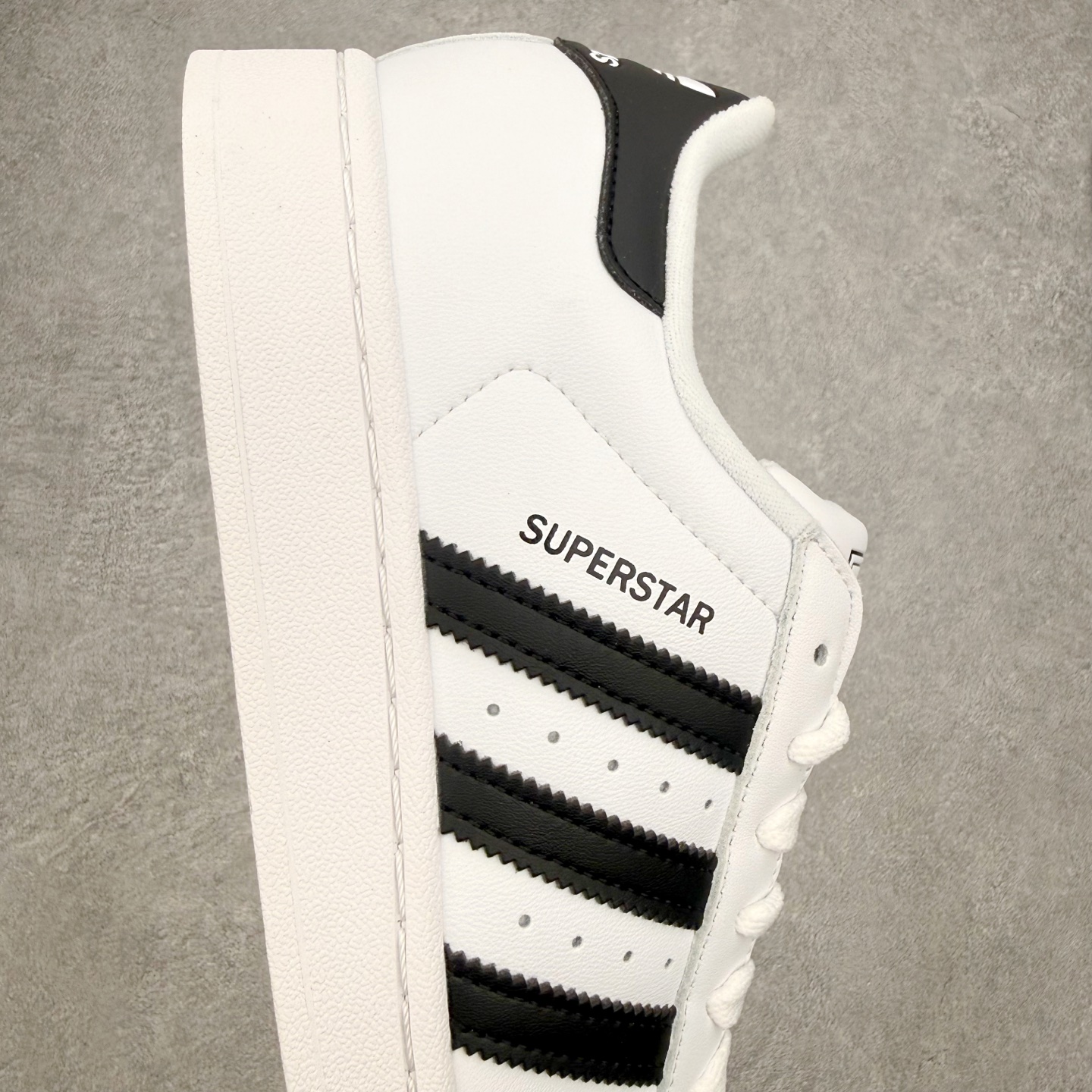 AD Originals Superstar 经典贝壳头休闲板鞋 IH8659 平台正单 全套原纸板楦头
