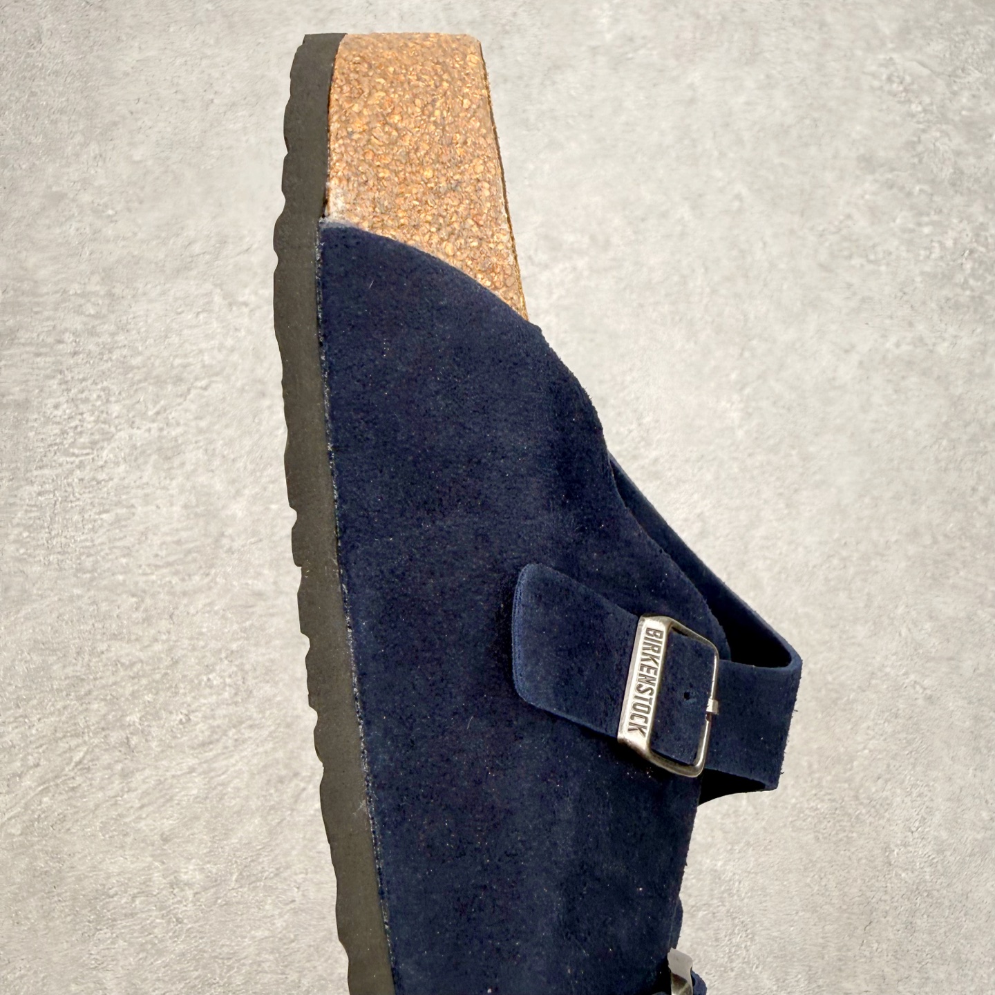 Birkenstock Kyoto 勃肯牛皮绒面革单扣 EVA 防臭一字拖鞋 男女同款 牛皮绒面革质地柔