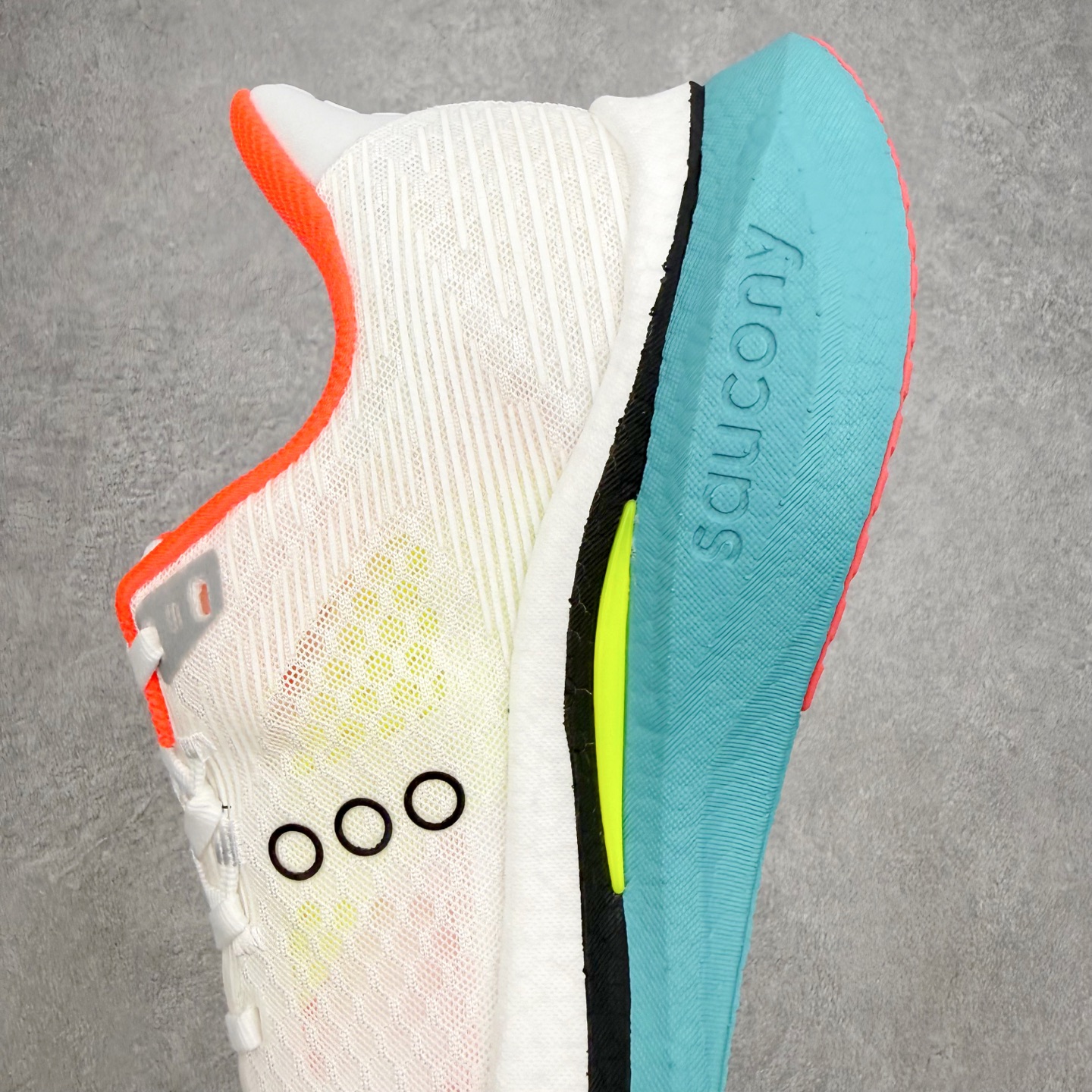 Saucony ENDORPHIN SPEED 啡速 5 舒适百搭耐磨 低帮 休闲跑步鞋 男女同款 Sa