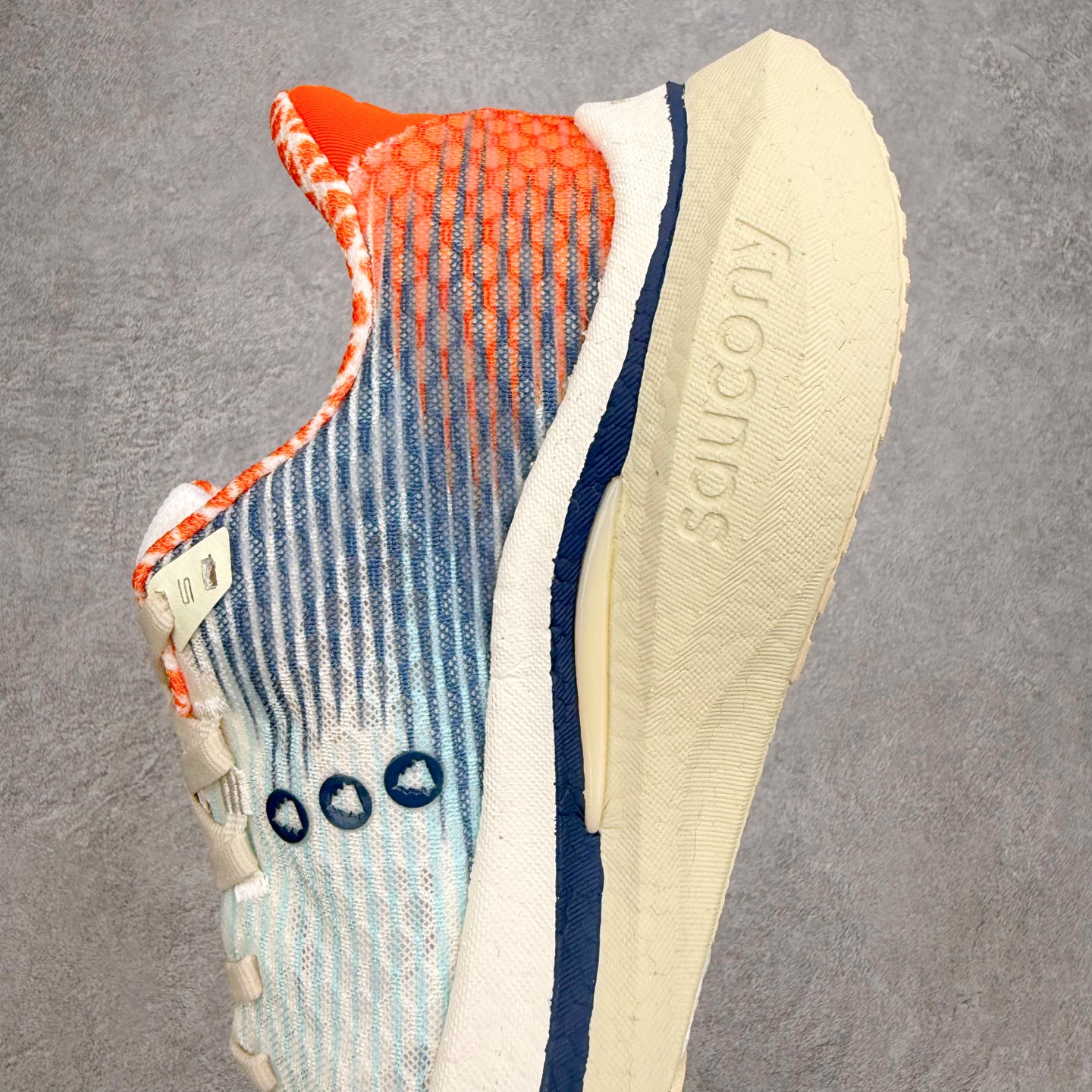 Saucony ENDORPHIN SPEED 啡速 5 舒适百搭耐磨 低帮 休闲跑步鞋 男女同款 Sa