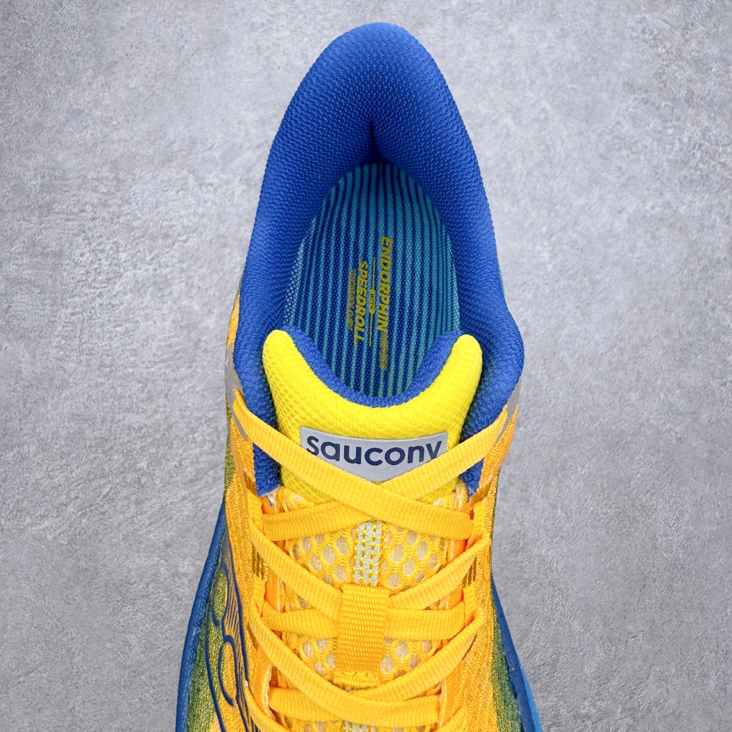 Saucony ENDORPHIN SPEED 啡速 5 舒适百搭耐磨 低帮 休闲跑步鞋 男女同款 Sa