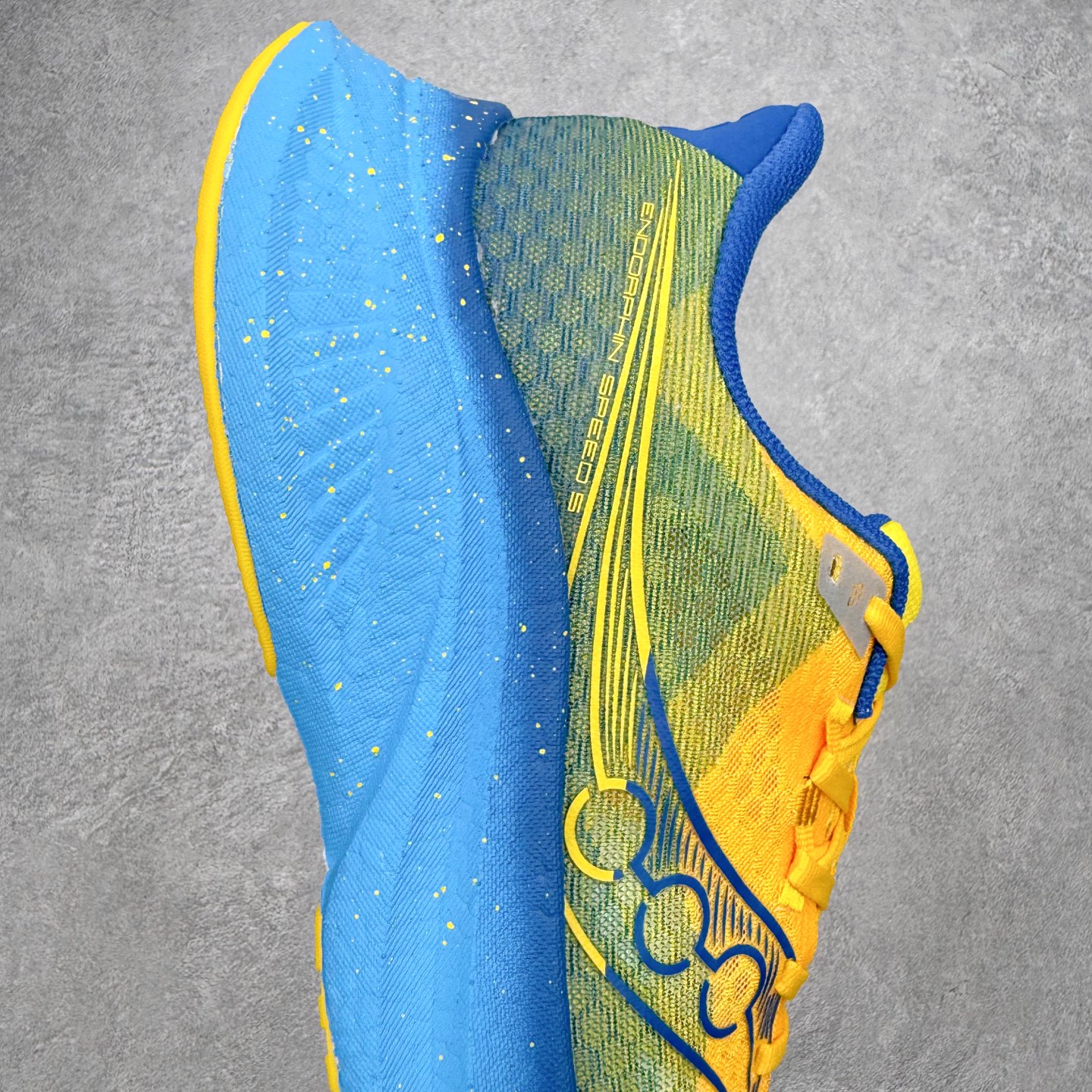Saucony ENDORPHIN SPEED 啡速 5 舒适百搭耐磨 低帮 休闲跑步鞋 男女同款 Sa