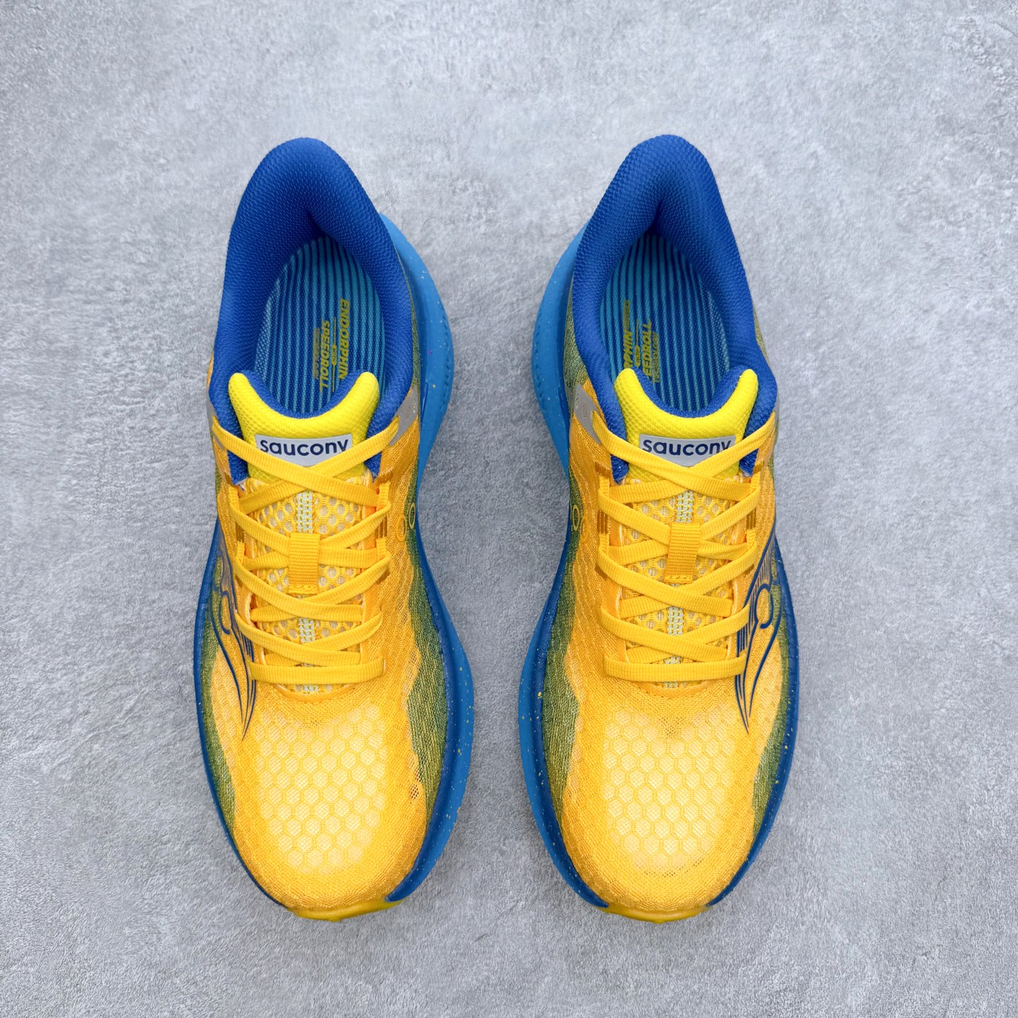 Saucony ENDORPHIN SPEED 啡速 5 舒适百搭耐磨 低帮 休闲跑步鞋 男女同款 Sa