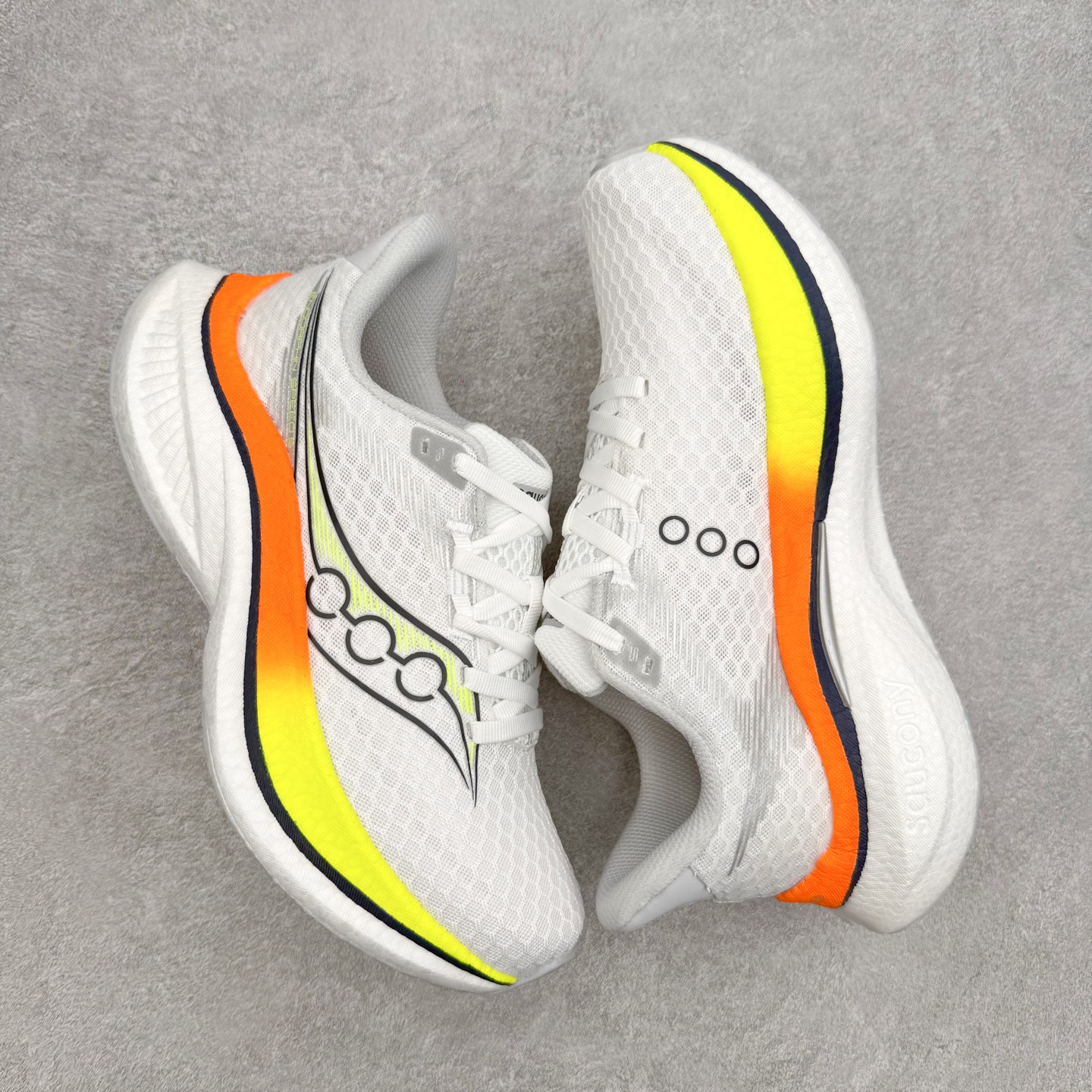 Saucony ENDORPHIN SPEED 啡速 5 舒适百搭耐磨 低帮 休闲跑步鞋 男女同款 Sa