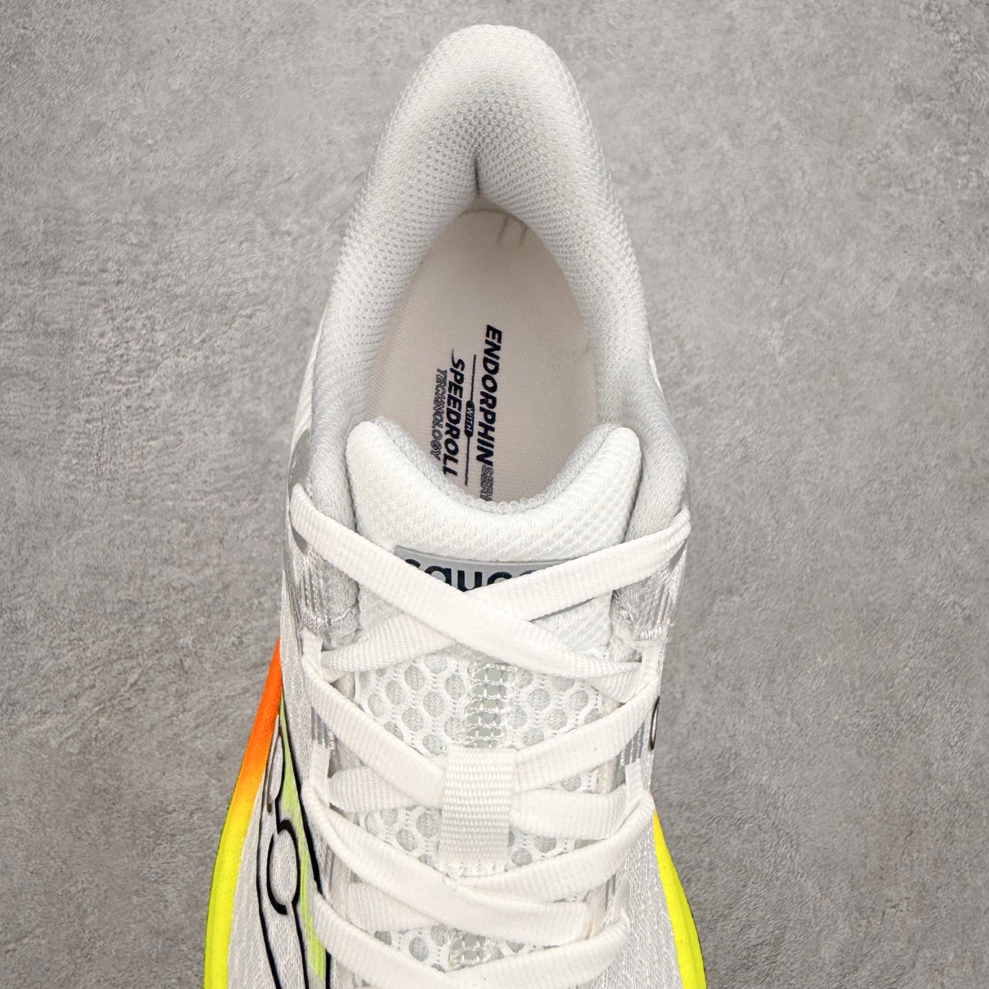 Saucony ENDORPHIN SPEED 啡速 5 舒适百搭耐磨 低帮 休闲跑步鞋 男女同款 Sa
