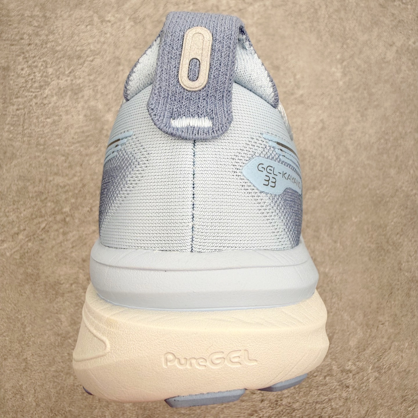ASICS GEL-KAYANO 33 舒适贴合透气支撑回弹跑步鞋 ASICS（亚瑟士）是日本实业家鬼冢