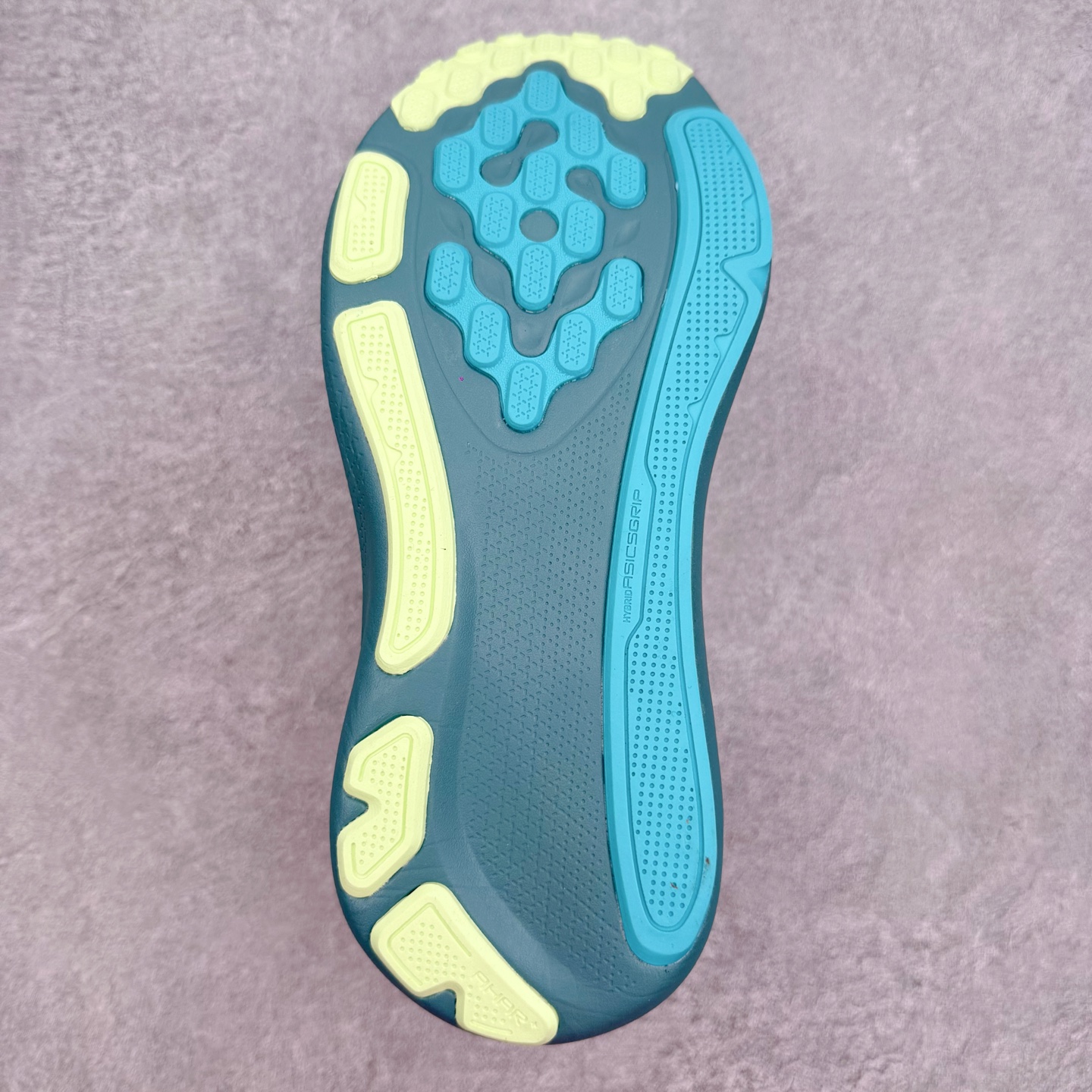 ASICS GEL-KAYANO 33 舒适贴合透气支撑回弹跑步鞋 ASICS（亚瑟士）是日本实业家鬼冢