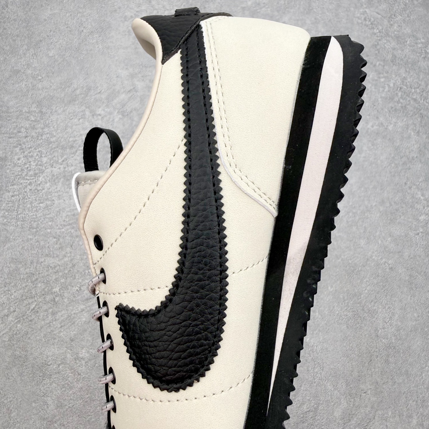NK Classic Cortez Leather 阿甘复古初代皮革慢跑鞋 II5708-003 实体平