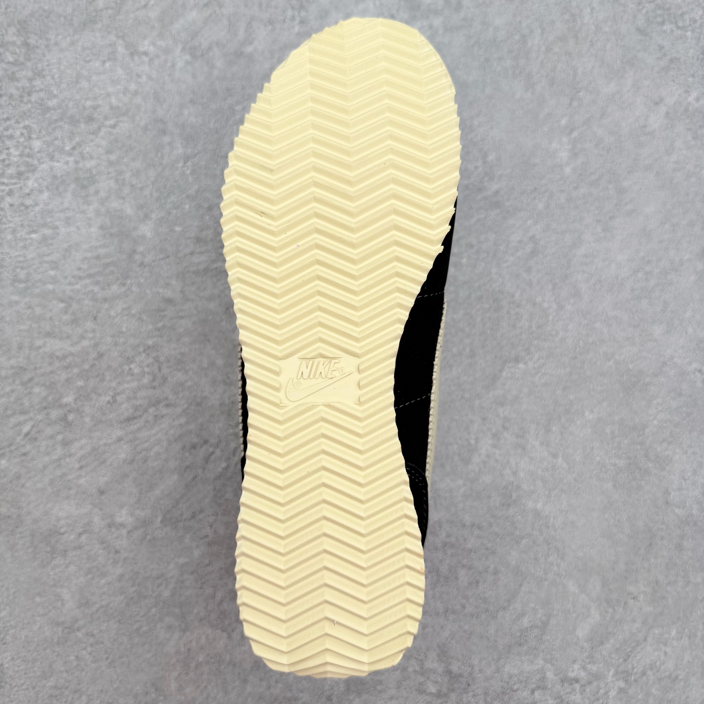 NK Classic Cortez Leather 阿甘复古初代皮革慢跑鞋 II5708-002 实体平