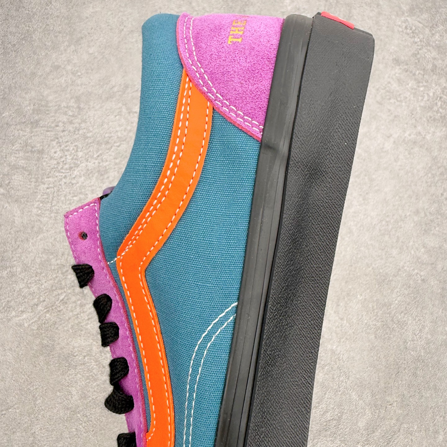 Vans × Julian Klincewicz OTW Old Skool 36 舒适贴合休闲硫化板鞋