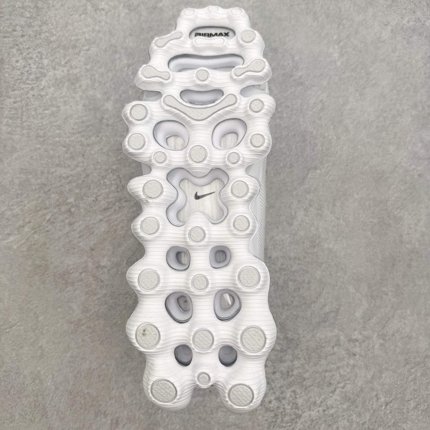 NK AIR LIQUID MAX 2026S 毒箭蛙新款气垫跑步鞋 Liquid Max 传承四十年 