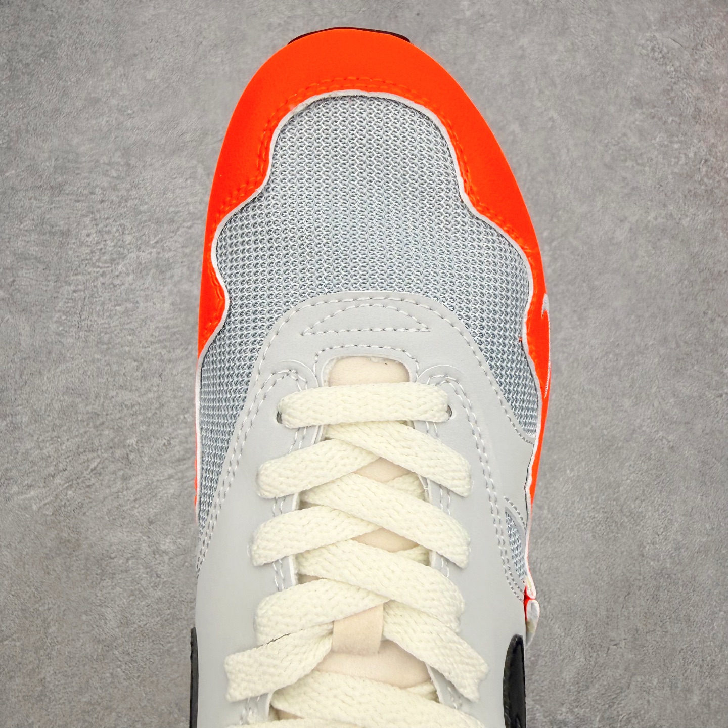 NK Air Max 1 初代复古气垫慢跑鞋 II7055-800 由Tinker Hatfeld和Ma