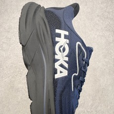 HOKA ONE ONE Clifton 克里夫顿10代专业性能减震公路跑步鞋 轻盈透气的针织网面和纱线 HOKA ONE ONE Clifton 克里夫顿10代专业性能减震公路跑步鞋 轻盈透气的针织网面和纱线