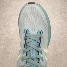 ASICS NOVABLAST 6 舒适百搭低帮马拉松训练竞速跑步鞋 ASICS(亚瑟士)是日本实业家鬼 ASICS NOVABLAST 6 舒适百搭低帮马拉松训练竞速跑步鞋 ASICS(亚瑟士)是日本实业家鬼