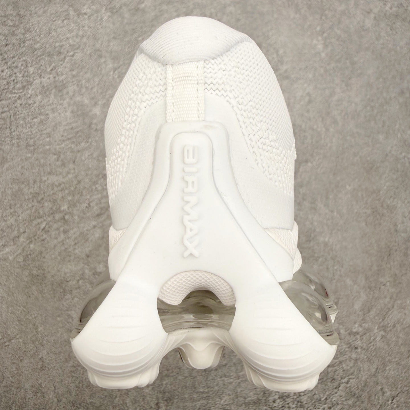 NK AIR LIQUID MAX 2026S 毒箭蛙新款气垫跑步鞋 Liquid Max 传承四十年 