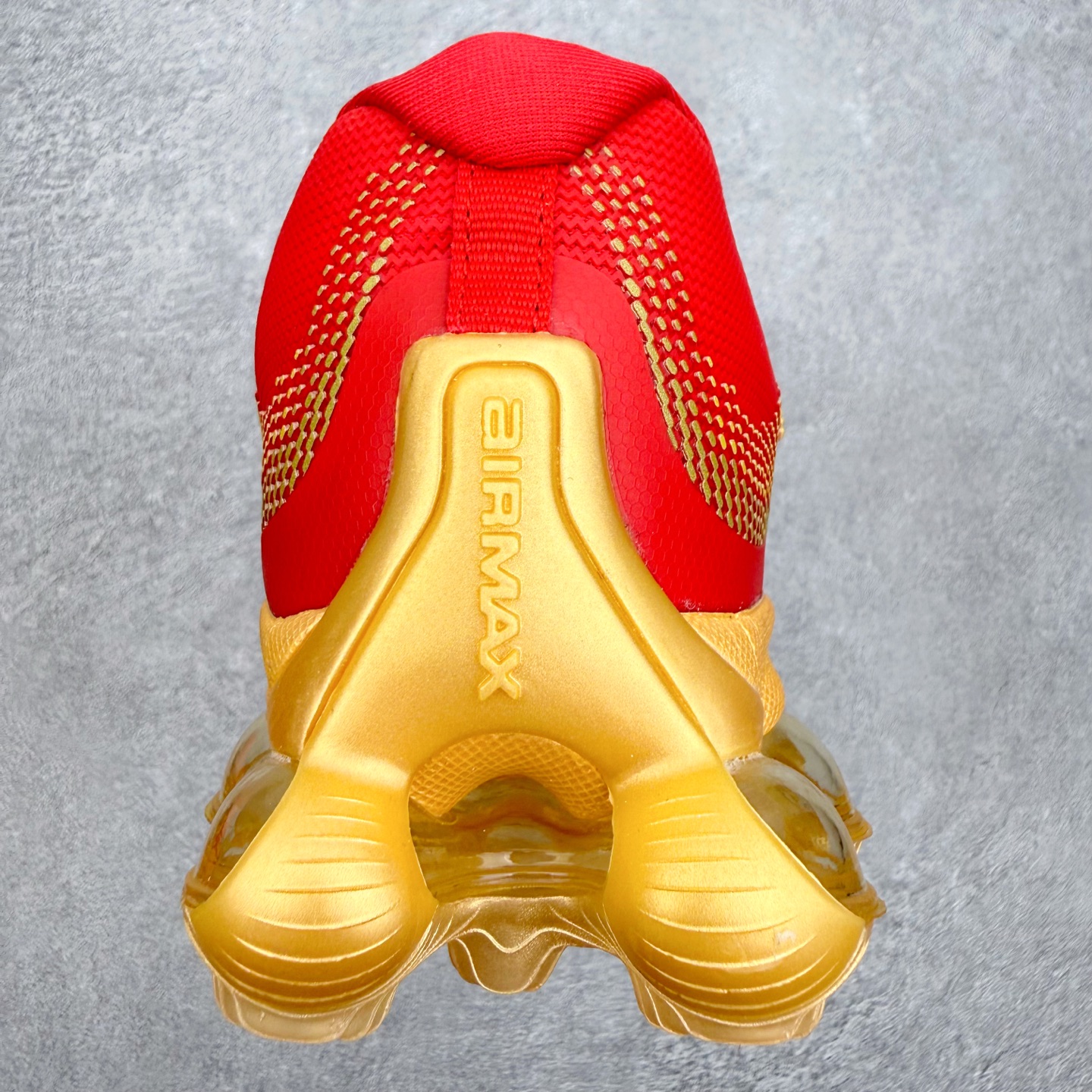 NK AIR LIQUID MAX 2026S 毒箭蛙新款气垫跑步鞋 Liquid Max 传承四十年 