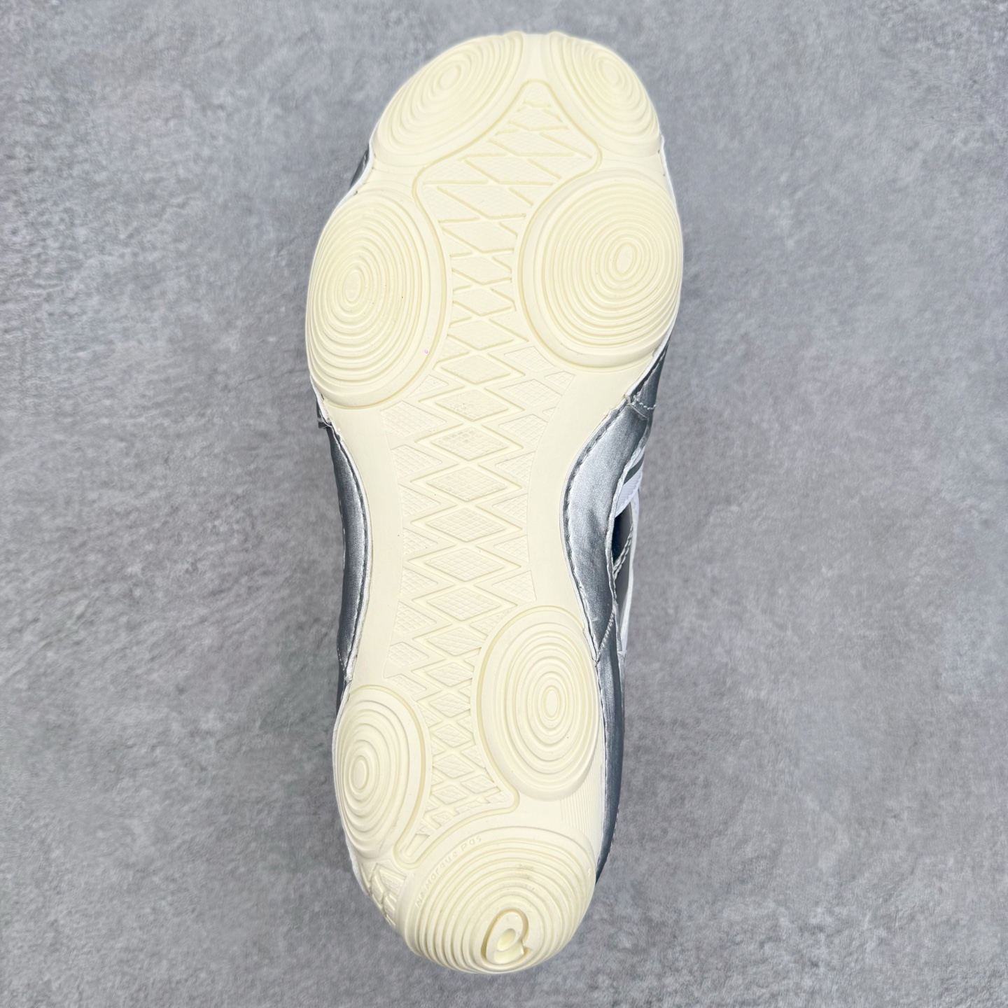 ASICS Hypersync 亚瑟士薄底鞋经典时尚百搭包裹性轻便低帮生活休闲鞋 男女同款 ASICS（