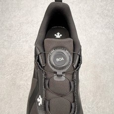 迪桑特DESCENTE RUNNING系列 LAVITATE 3.0 AIR WIRE 缓震舒适 BOA 迪桑特DESCENTE RUNNING系列 LAVITATE 3.0 AIR WIRE 缓震舒适 BOA
