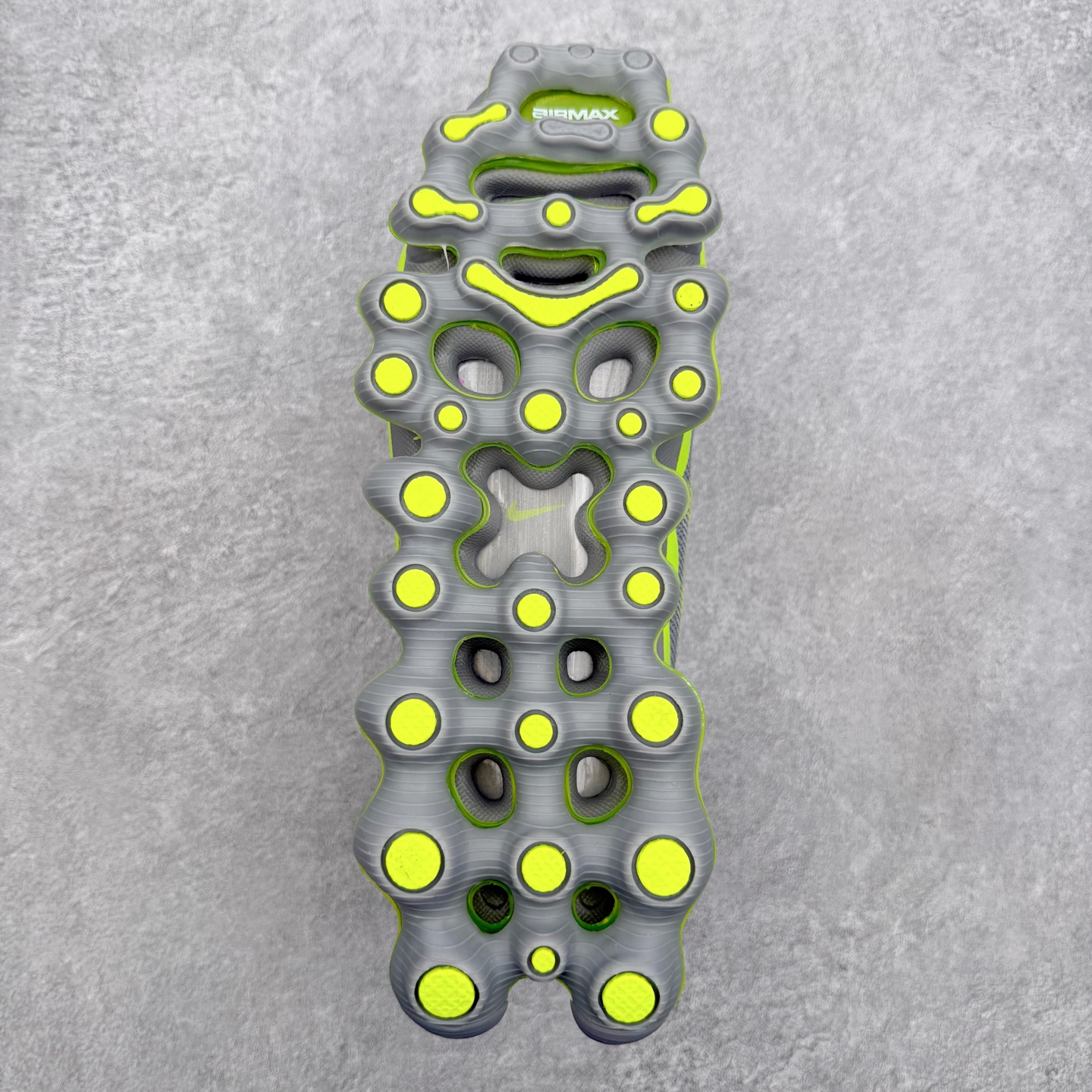 NK AIR LIQUID MAX 2026S 毒箭蛙新款气垫跑步鞋 Liquid Max 传承四十年 