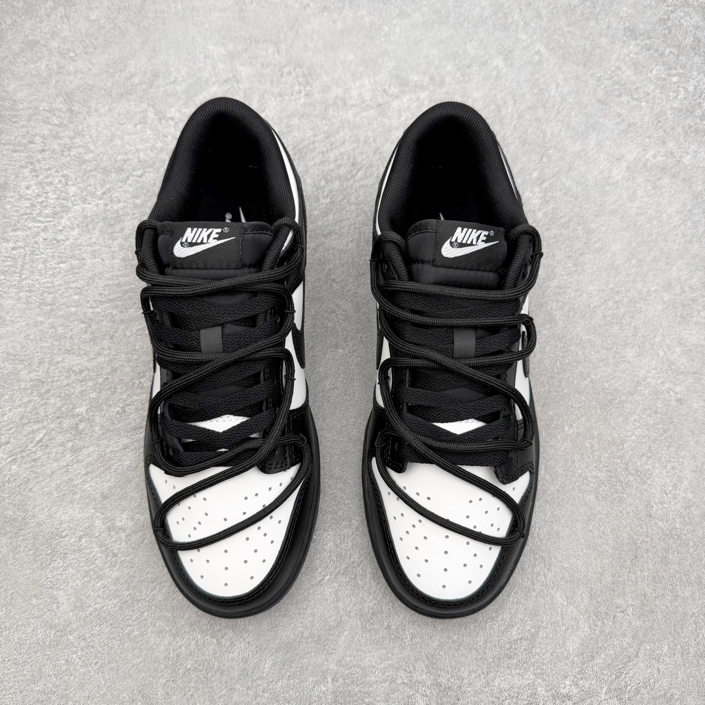 ＃YC纯原 NK Dunk Low 极简黑白 IO7606-010 经典的黑白，是永不过时的高级审美，既