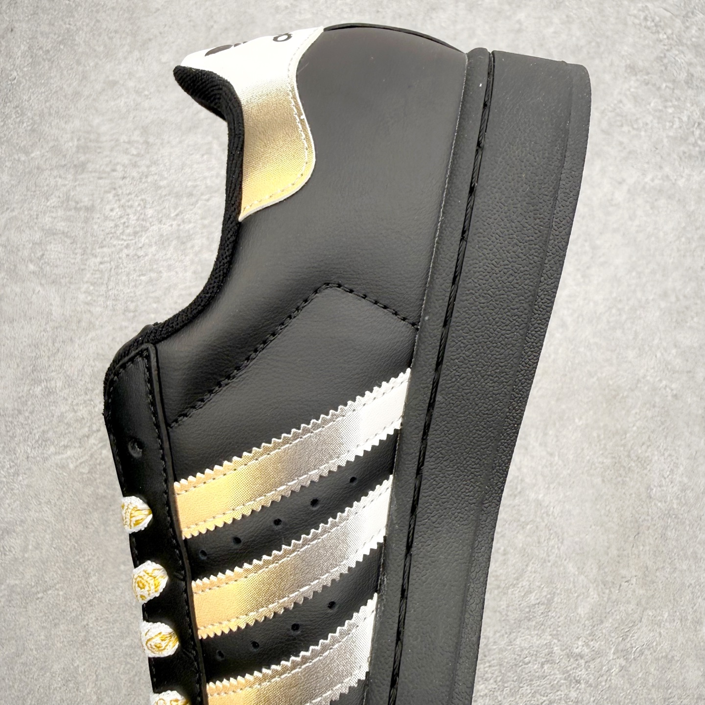 AD Originals Superstar 经典贝壳头休闲板鞋 JH9977 平台正单 全套原纸板楦头