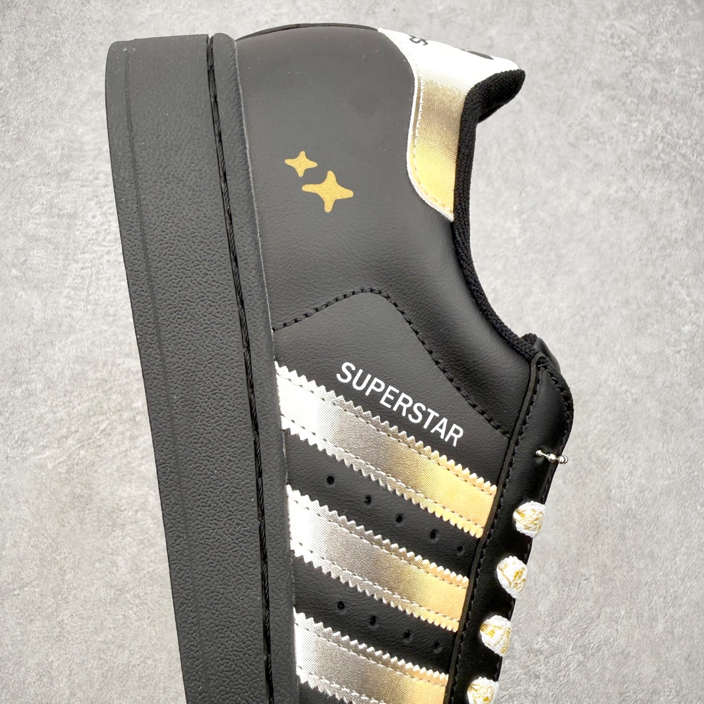 AD Originals Superstar 经典贝壳头休闲板鞋 JH9977 平台正单 全套原纸板楦头