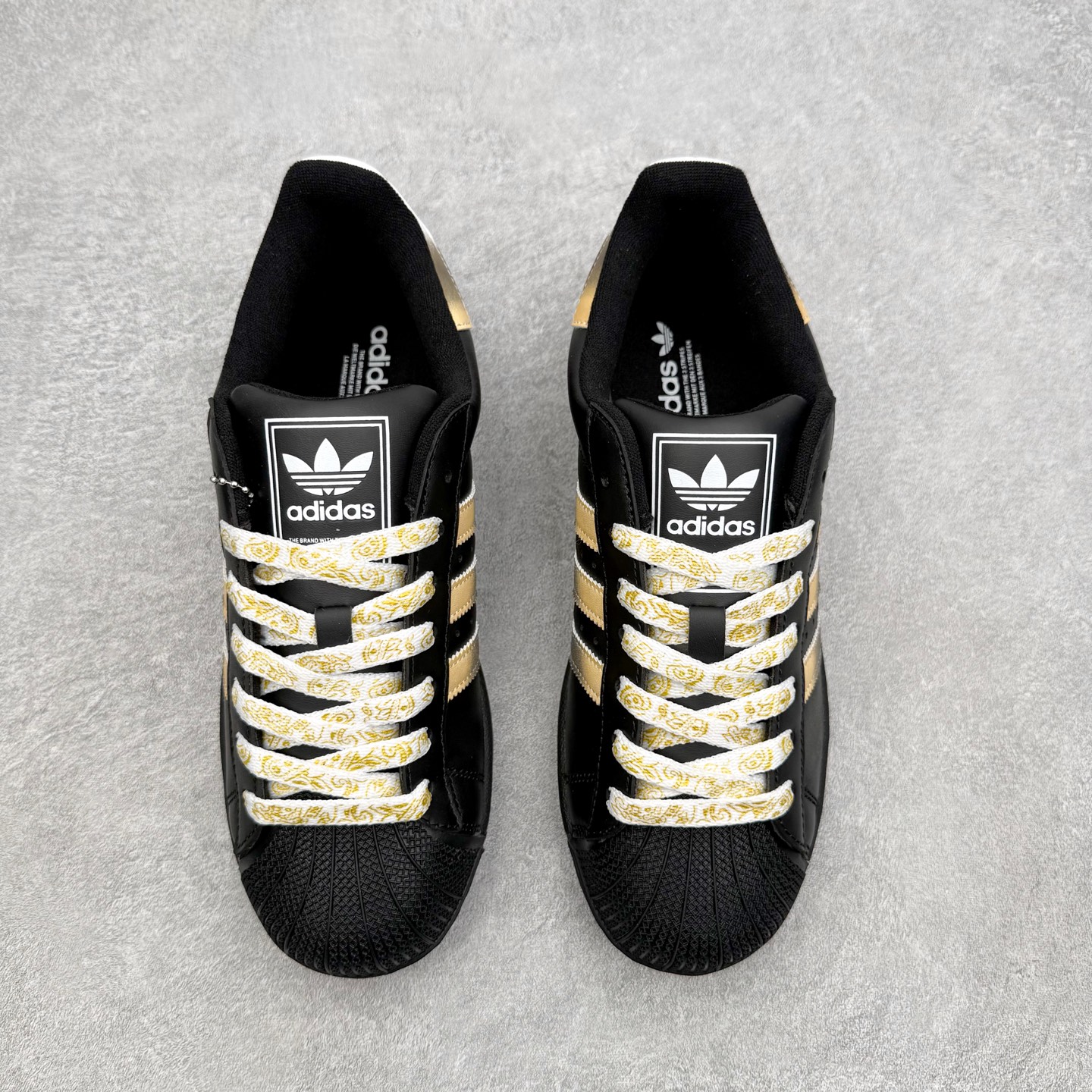 AD Originals Superstar 经典贝壳头休闲板鞋 JH9977 平台正单 全套原纸板楦头