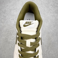 #YC纯原 NK Dunk Low 劲松绿 WG0319-146 此款摒弃了高饱和度的张扬,选择了一种沉 #YC纯原 NK Dunk Low 劲松绿 WG0319-146 此款摒弃了高饱和度的张扬,选择了一种沉