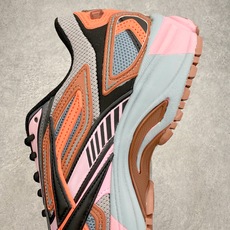 Reebok Premier Road Ultra 舒适 低帮跑步鞋 男女同款 从健身到街头,从不循规蹈 Reebok Premier Road Ultra 舒适 低帮跑步鞋 男女同款 从健身到街头,从不循规蹈