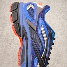 Reebok Premier Road Ultra 舒适 低帮跑步鞋 男女同款 从健身到街头,从不循规蹈 Reebok Premier Road Ultra 舒适 低帮跑步鞋 男女同款 从健身到街头,从不循规蹈