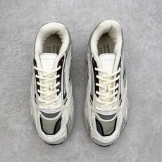 Reebok Premier Road Ultra 舒适 低帮跑步鞋 男女同款 从健身到街头,从不循规蹈 Reebok Premier Road Ultra 舒适 低帮跑步鞋 男女同款 从健身到街头,从不循规蹈