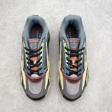 Reebok Premier Road Ultra 舒适 低帮跑步鞋 男女同款 从健身到街头,从不循规蹈 Reebok Premier Road Ultra 舒适 低帮跑步鞋 男女同款 从健身到街头,从不循规蹈